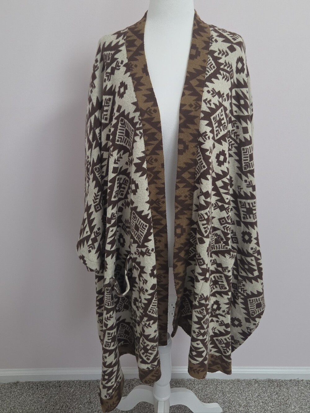 Denim & Co Southwestern Aztec Boho Tribal Print Open Front Shawl Poncho Plus/ OS